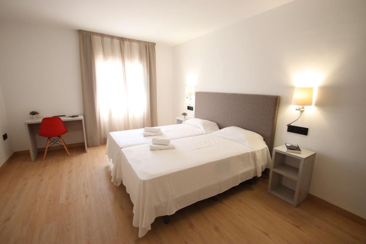 Hotel Costa Brava 로지즈 외부 사진
