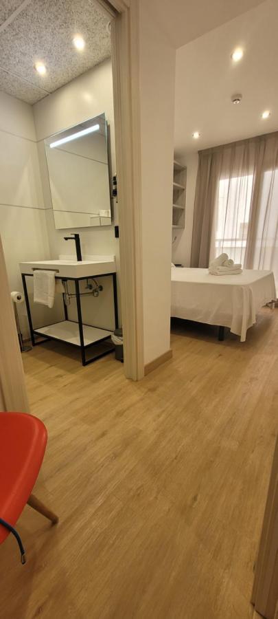 Hotel Costa Brava 로지즈 외부 사진