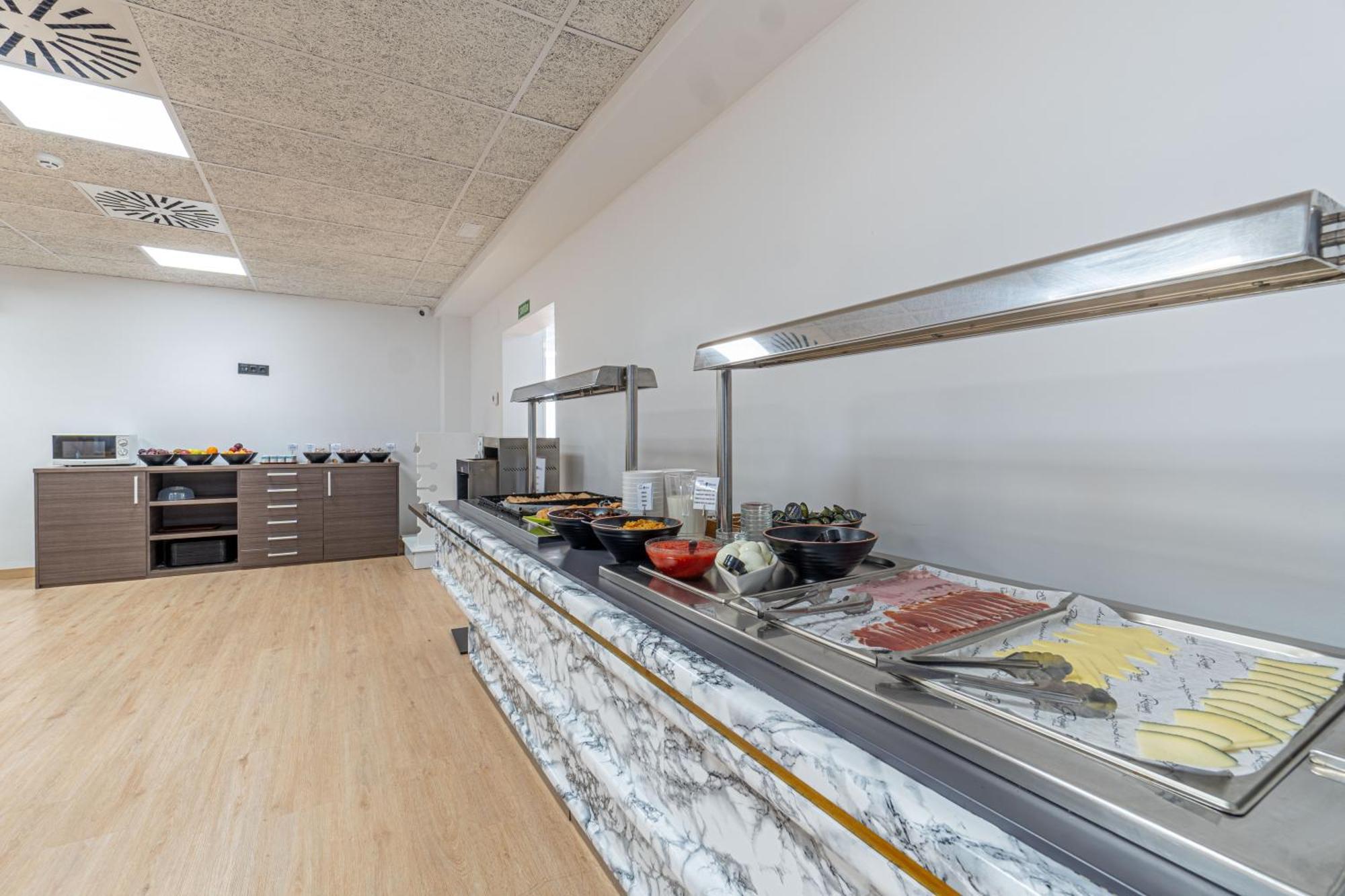 Hotel Costa Brava 로지즈 외부 사진